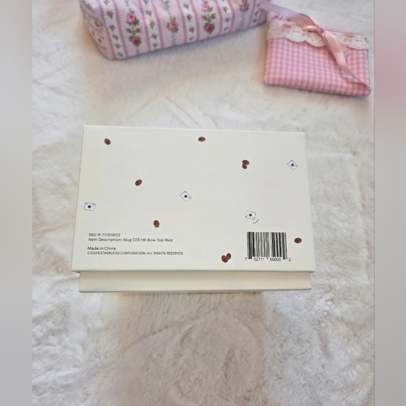 Starbucks × Hello Kitty Ribbon Mug – Limited Edition 15oz BNIB - Picture 6 of 8